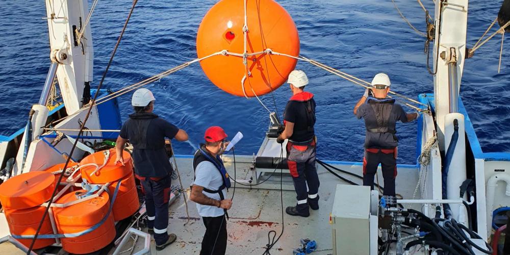 Maintenance réussie de la ligne d'amarrage ALBATROSS, par EMSO en Mer Ligure